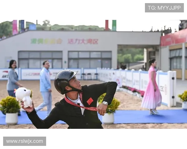 全运会男子铅球决赛激战场面震撼陈成雨力量爆发强势摘冠荣耀再现